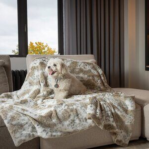 Luxe Home Decor Classic Faux Fur Throw | 1-Piece | Snow leopard | 50"x60"